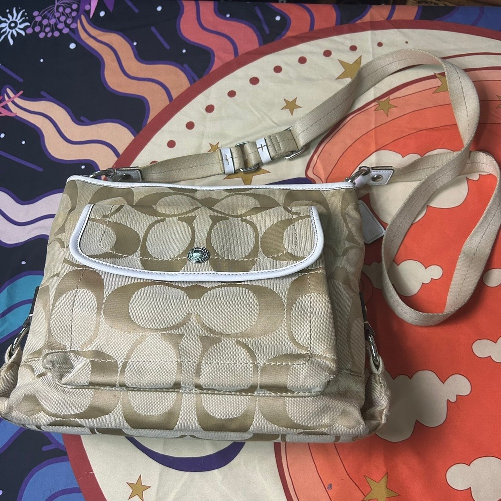 Vintage Coach Signature File Bag Khaki White Jacquard Crossbody Y2K Monogram